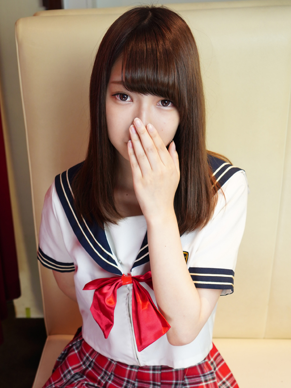 踊れ！チンチコリン・南大阪店 グミ 26歳 T：162cm　B：85(D)　W：55　H：87